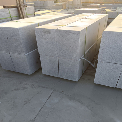 江蘇南京芝麻黑路沿石與芝麻白廠礦一體化 專業(yè)石材銷售與安裝服務(wù)解析